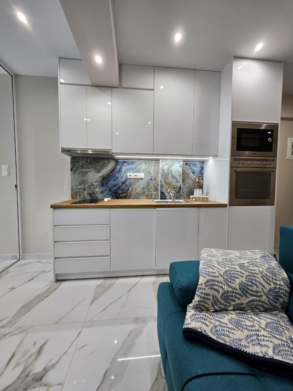 Agora Luxury Apartment 7 Loutraki  Exterior photo